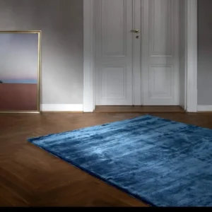 dideli kilimai, kilimaikaune, melynas kilimas, viskozes kilimai